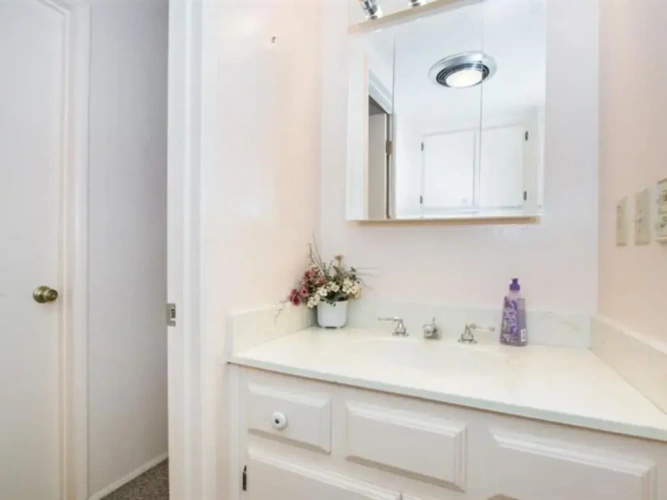 2 Bedrooms Cottage