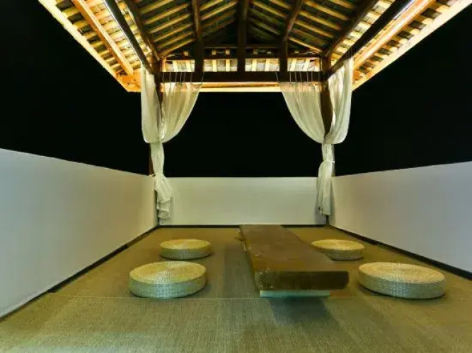 Luguhu Poju Inn