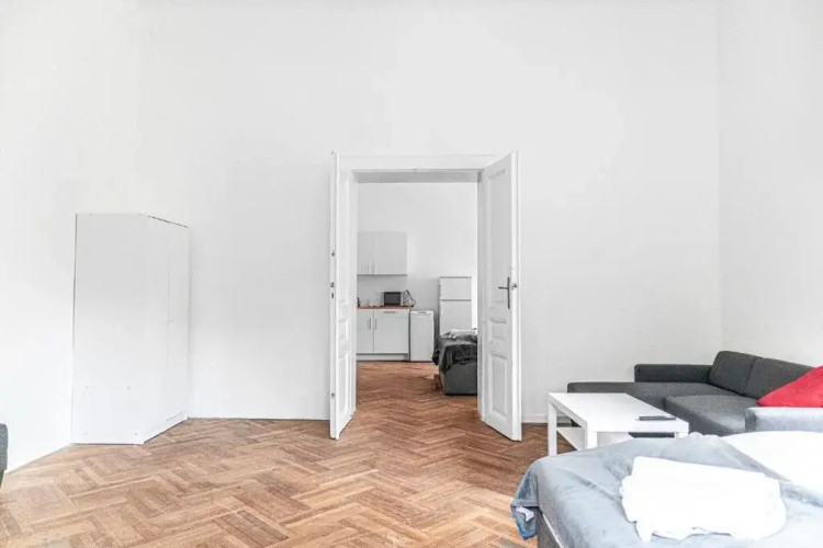 Classy 2BR Apt. w/ Exclusive Location near AKH