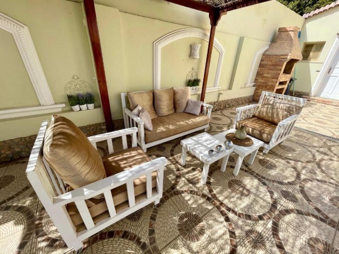 2 Bedrooms Cottage
