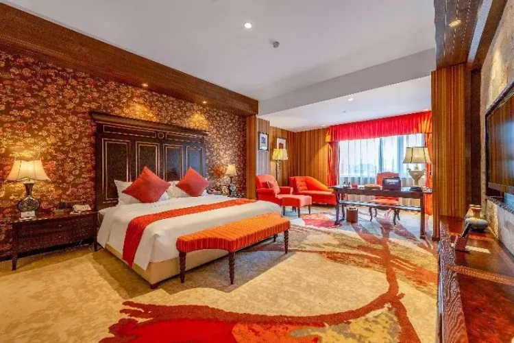 Standard Double room with golf view