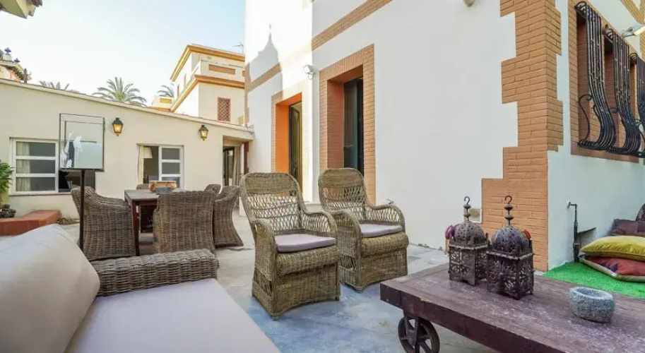 Select Home Viveros Gardens