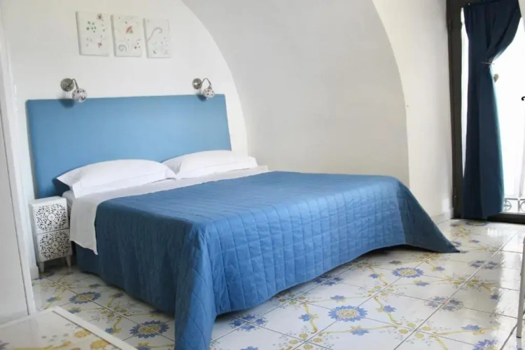 Superior Double room with balcony and with sea view