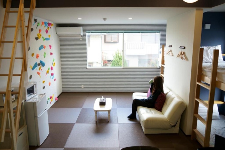 Apartment with garden view