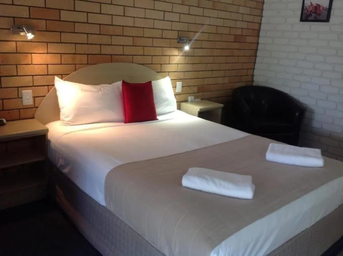 Castle Motor Lodge