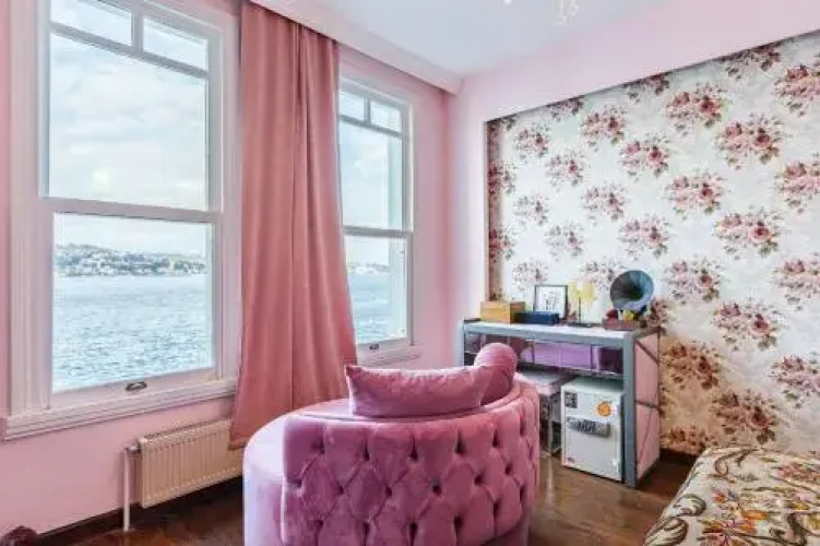 Luxurious Waterfront Mansion with Amazing Bosphorus View