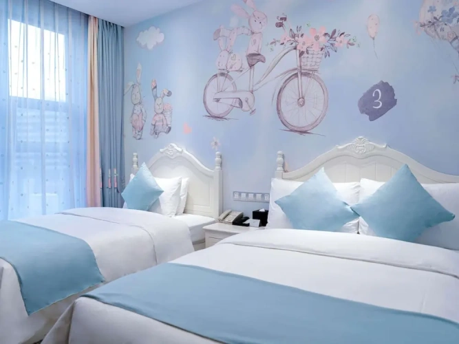 Quadruple Family Junior Suite