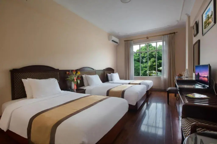 TQT2 Hotel
