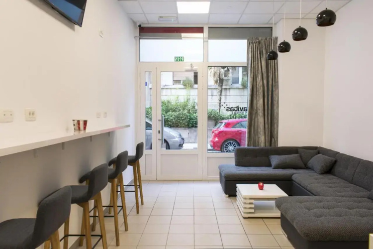 Gravitas Hostel