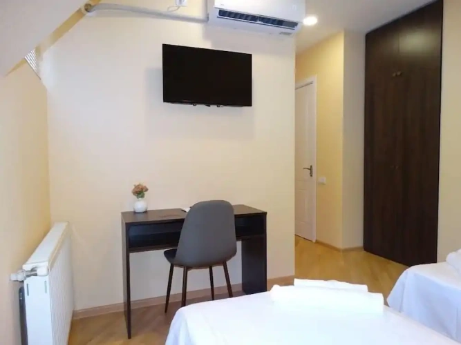 Economy Twin room