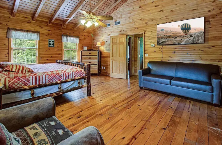 Brookside Retreat #3584