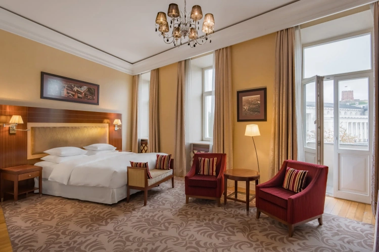 Deluxe Twin room with balcony