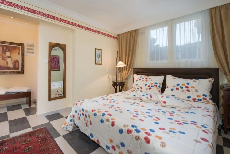 2 Bedrooms Basement Apartment