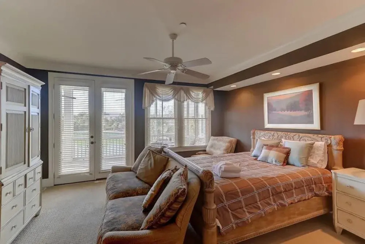 21 Ocean Point