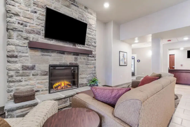 Cobblestone Inn & Suites - Winters