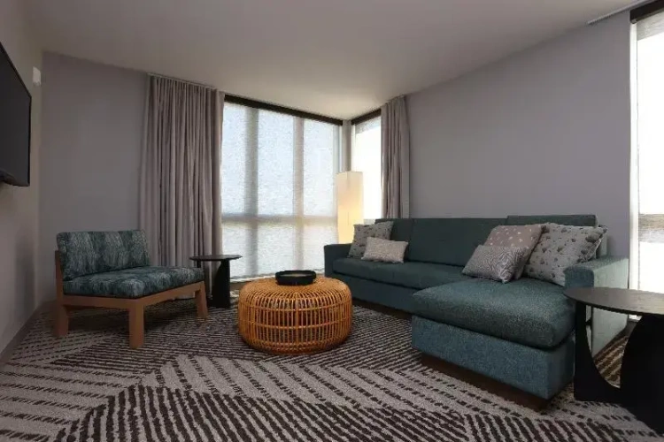 1 Bedroom Suite
