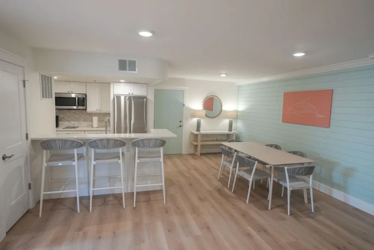 Quadruple Suite with bay view