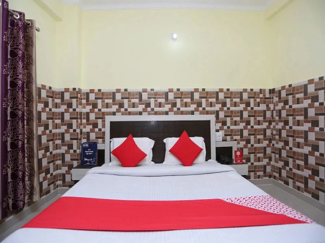 New Sundaram By OYO Rooms