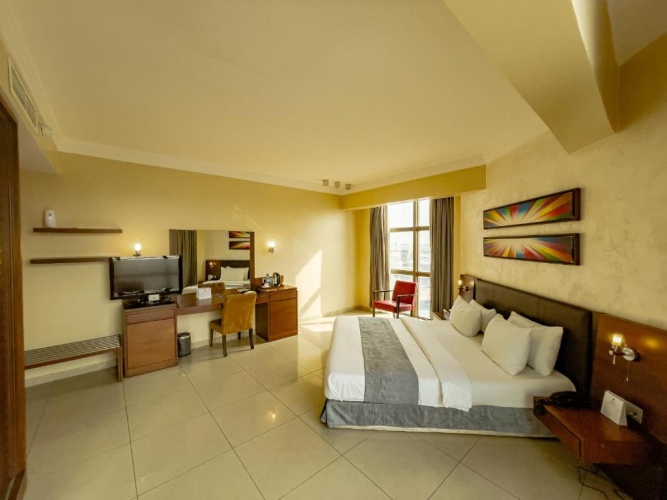 The Avenue Suites