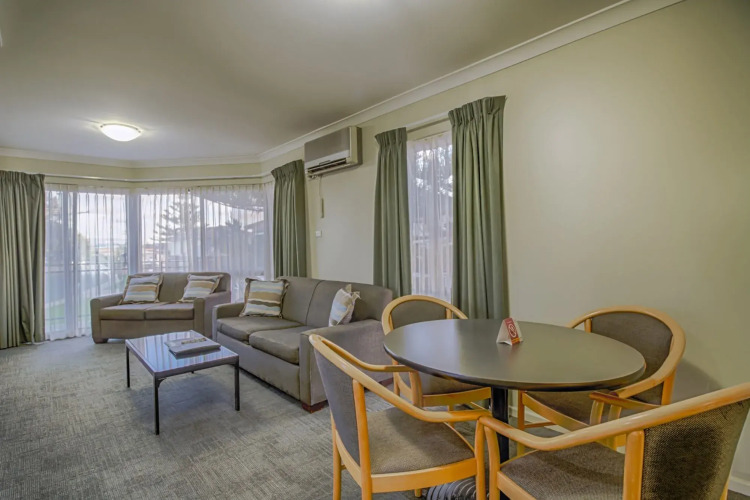 Quality Resort Sorrento BeachOver view