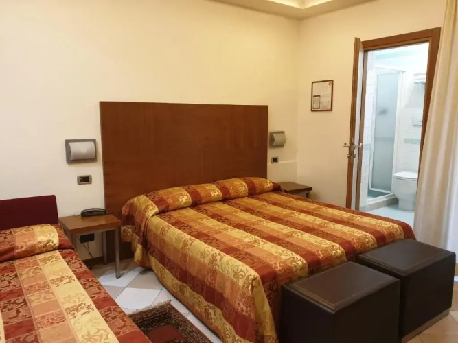 Standard Triple room with balcony