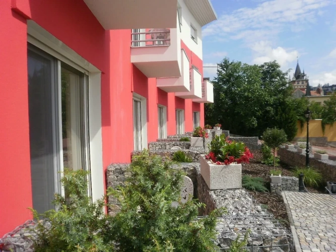 1 Bedroom Premium Triple room