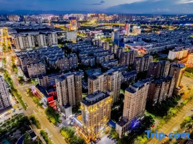 Qiwu Hotel