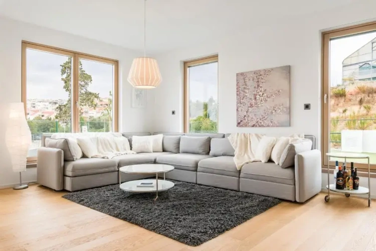2 Bedrooms Apartment