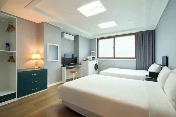 Family Twin room