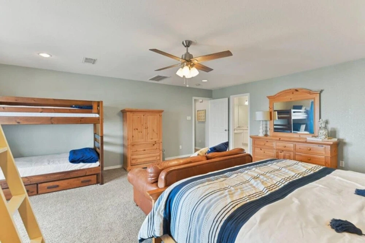 Guest rooms
