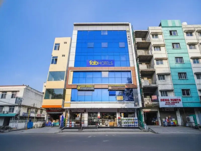 Fabhotel Grand Broholic - Hyderabad
