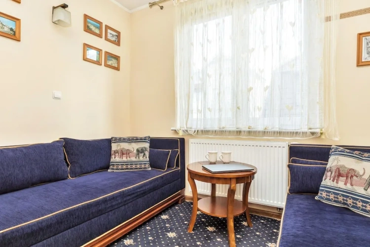 1 Bedroom Double Apartment with balcony and beachfront