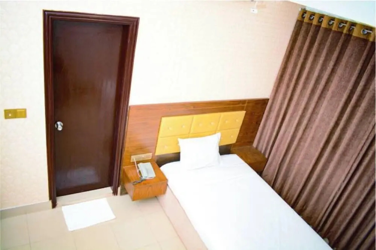 Favour Inn International
