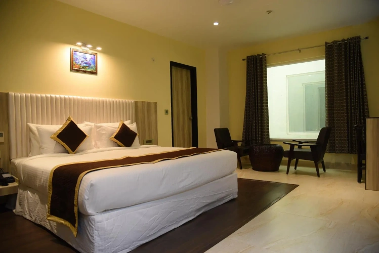 Standard Club room
