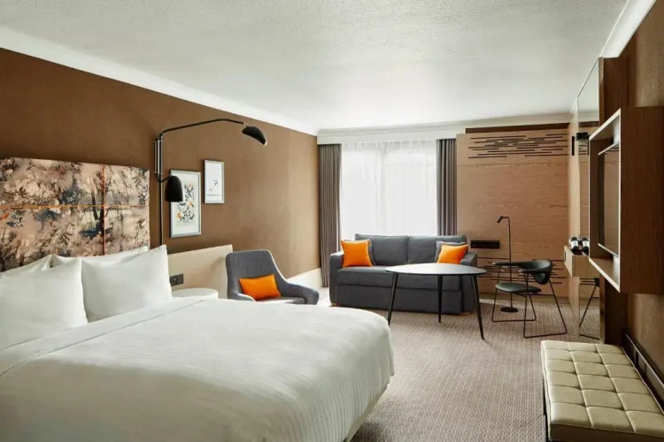 Superior Larger Double room with balcony