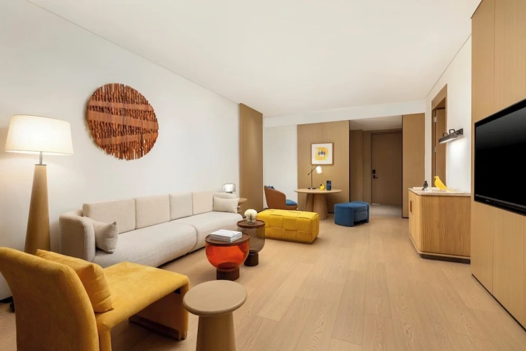 1 Bedroom Suite