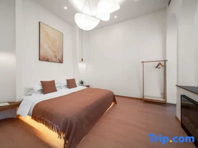 1 Bedroom Suite