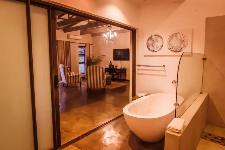 Suite with view