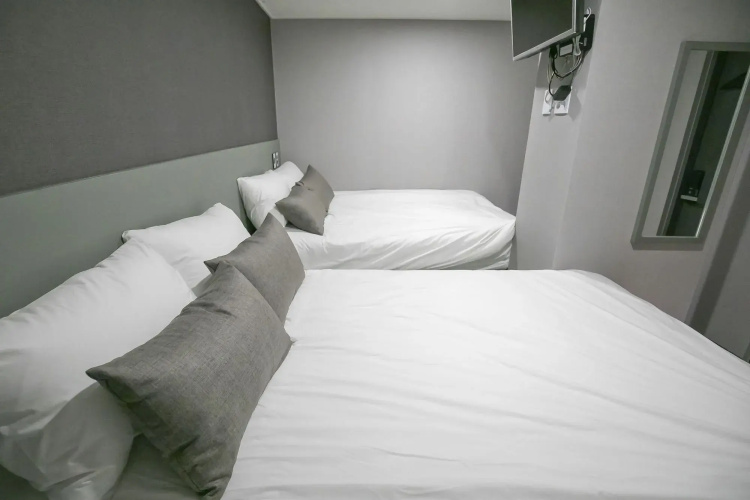 Philstay Myeongdong Station
