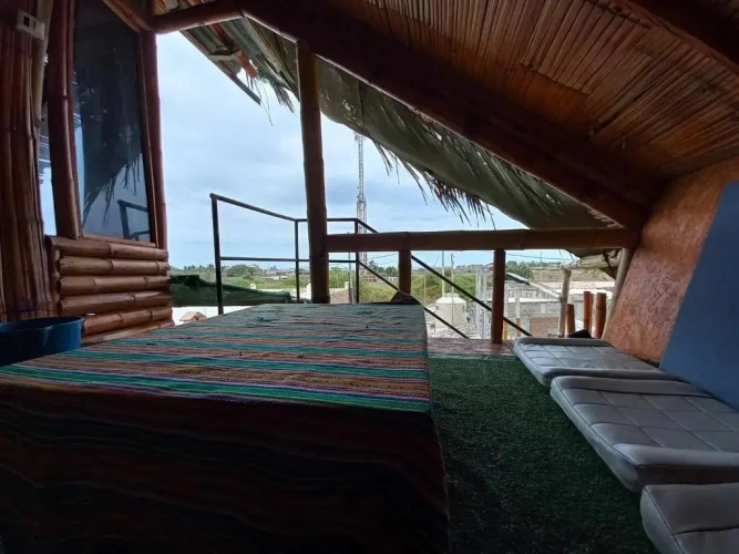 Bungalow with sea view