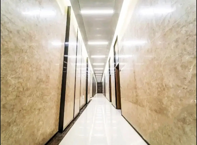 Changjiang Dong Metro Apartment