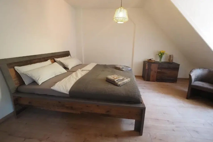 1 Bedroom Triple Apartment