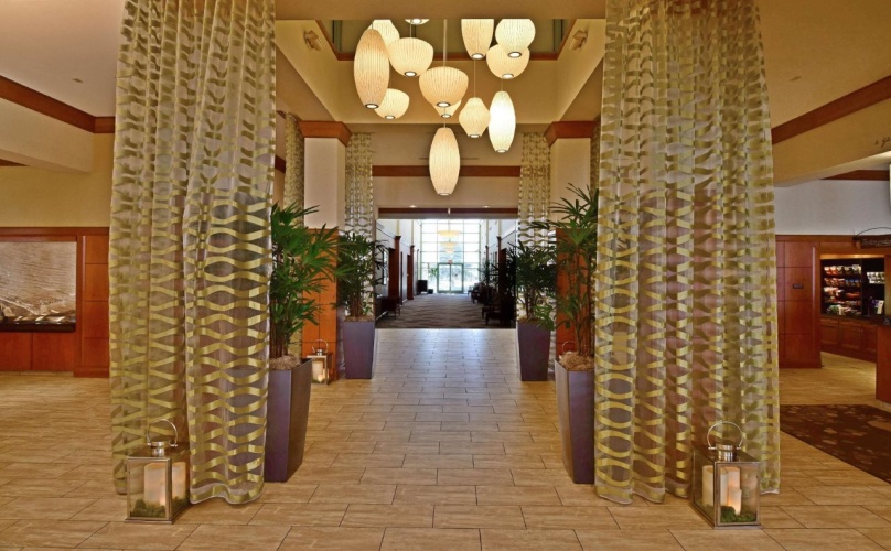 Hilton Garden Inn Chicago North Shore/Evanston photo 17