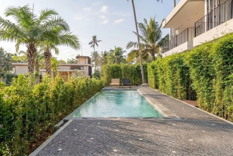 3 Bedrooms Apartment with pool view