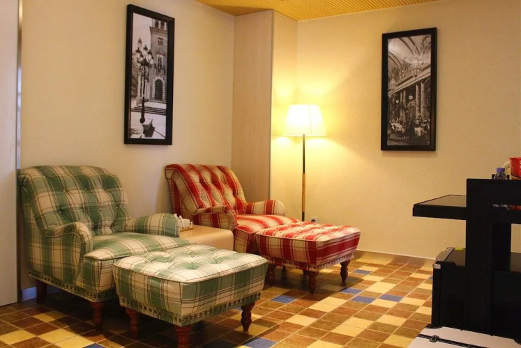 Merrynest Hotel