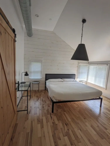 3 Bedrooms Apartment