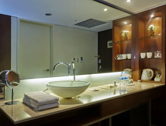 Deluxe Twin Family room
