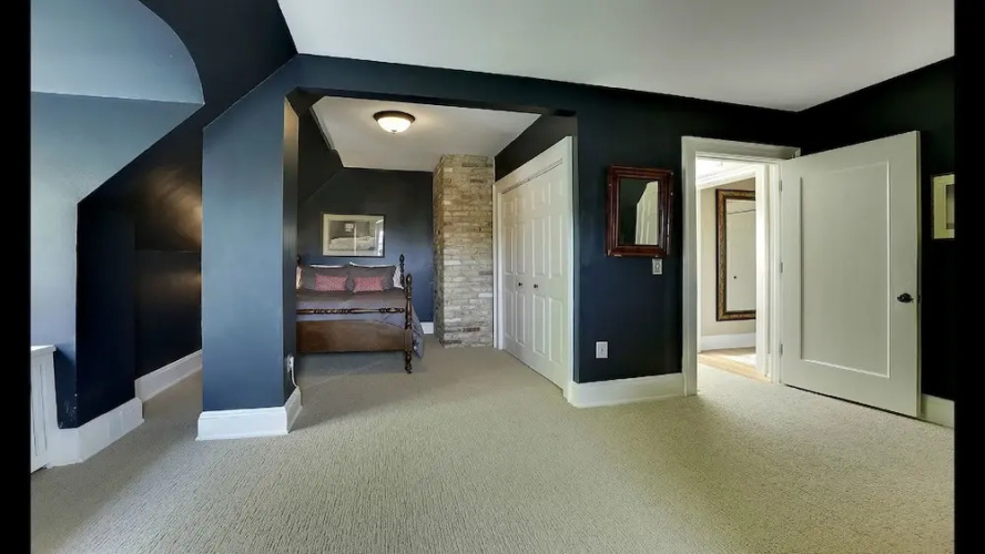 Luxury Whittier Mansion-3rd Floor Suite