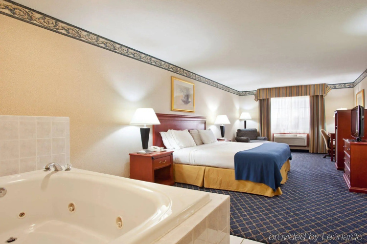 Holiday Inn Express Hotel & Suites Danville by IHG