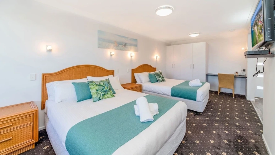 Standard Double room with courtyard view